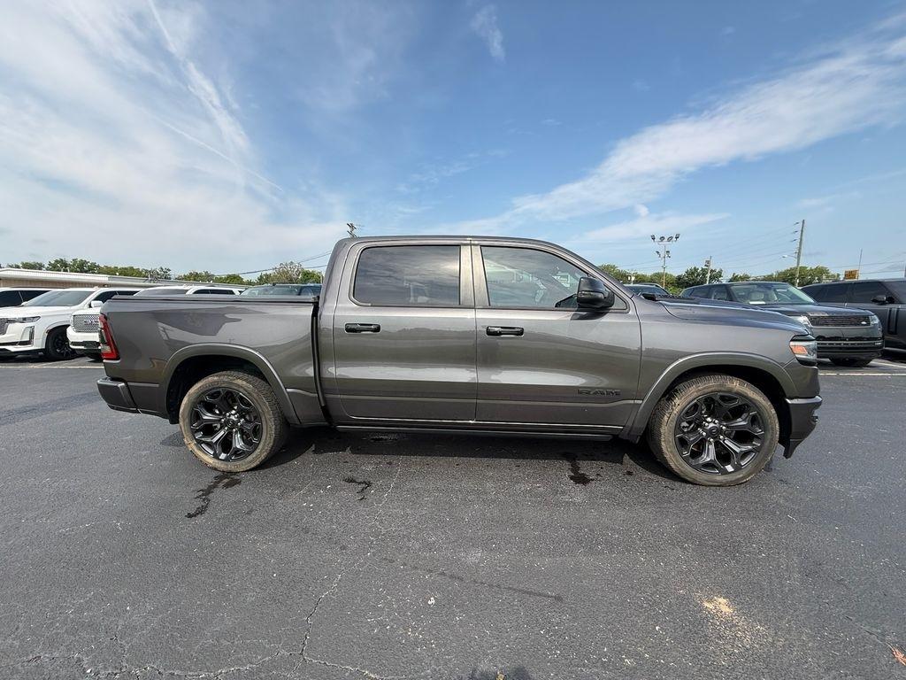 RAM 1500 Limited Crew Cab SWB 4WD 2024