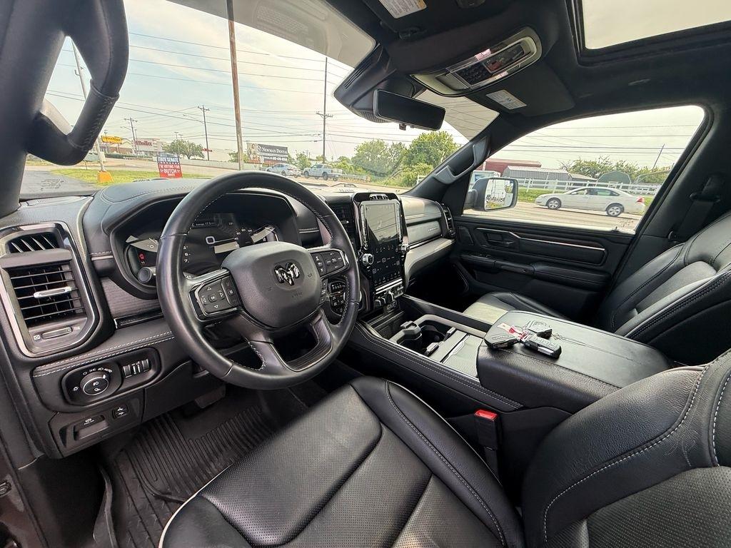 RAM 1500 Limited Crew Cab SWB 4WD 2024