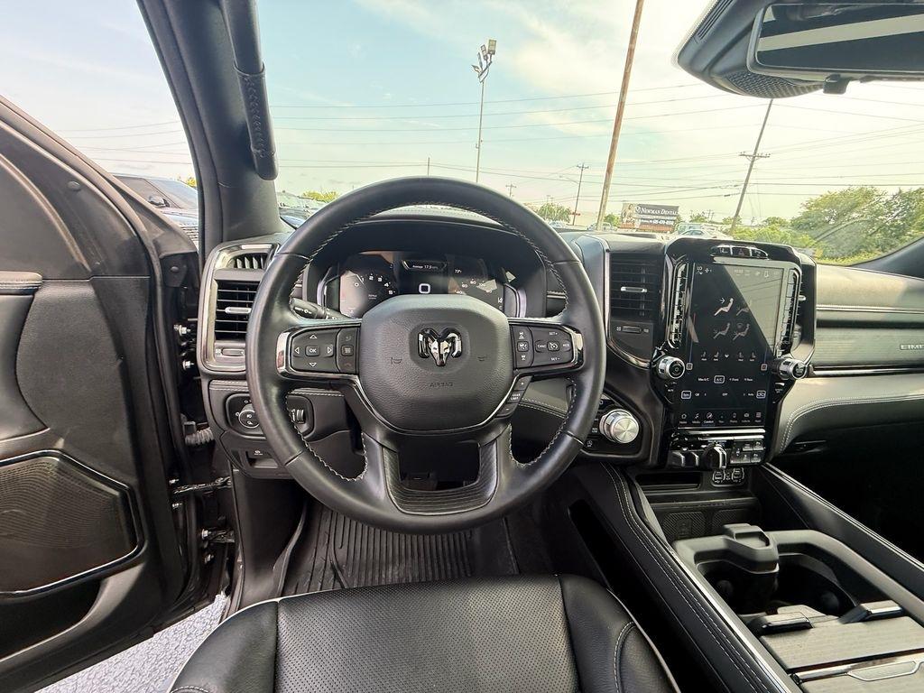 RAM 1500 Limited Crew Cab SWB 4WD 2024