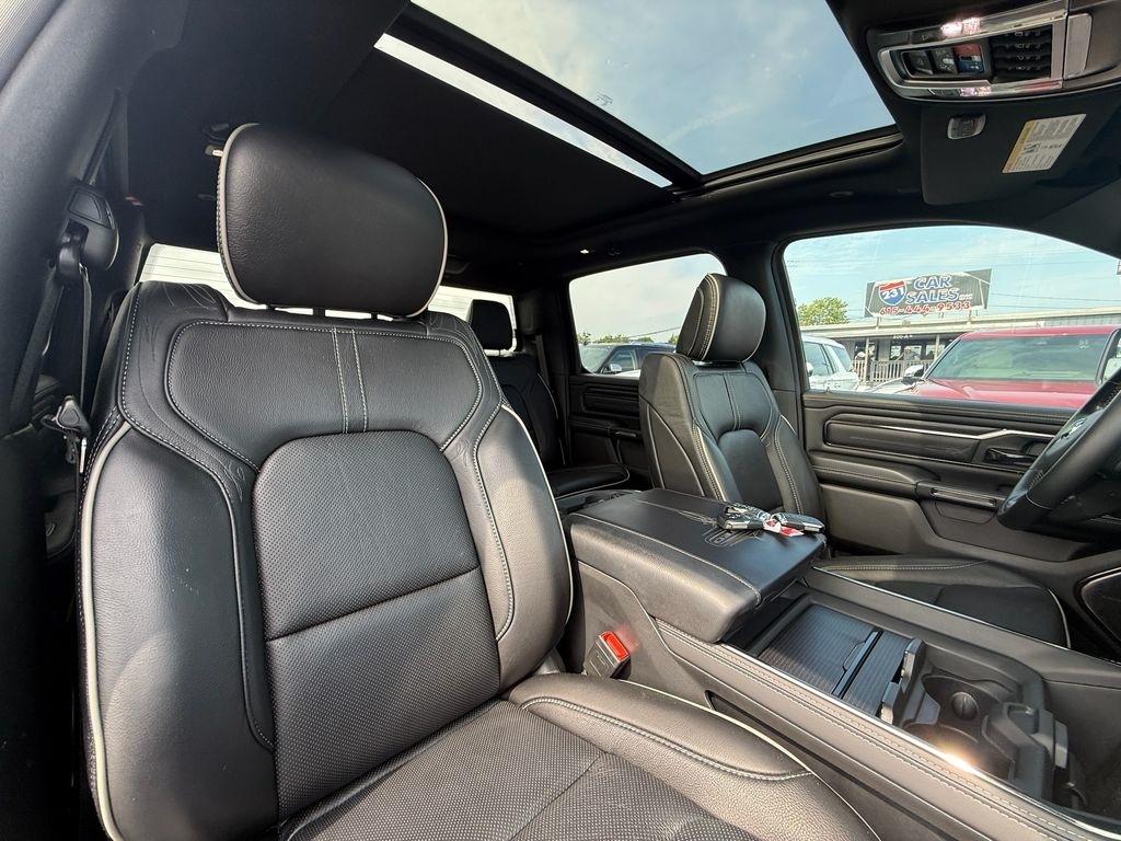 RAM 1500 Limited Crew Cab SWB 4WD 2024
