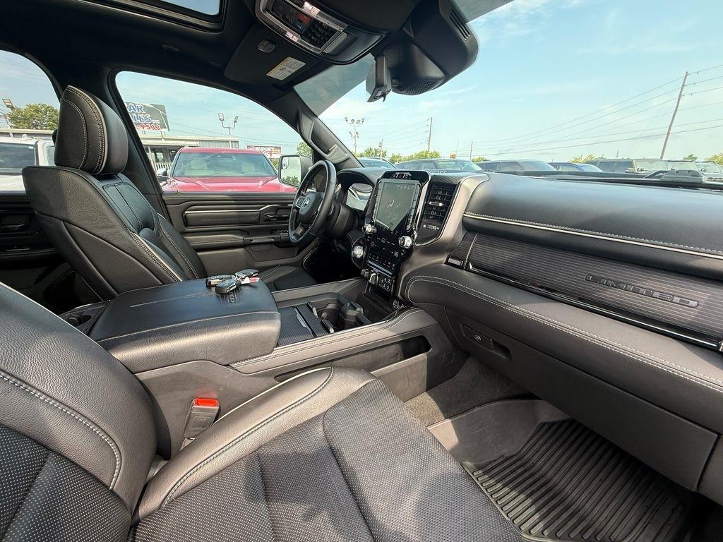 RAM 1500 Limited Crew Cab SWB 4WD 2024