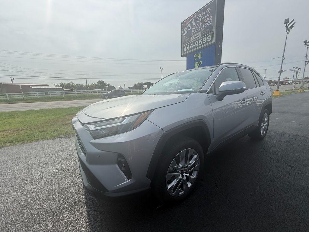 Toyota RAV4 XLE Premium 2023