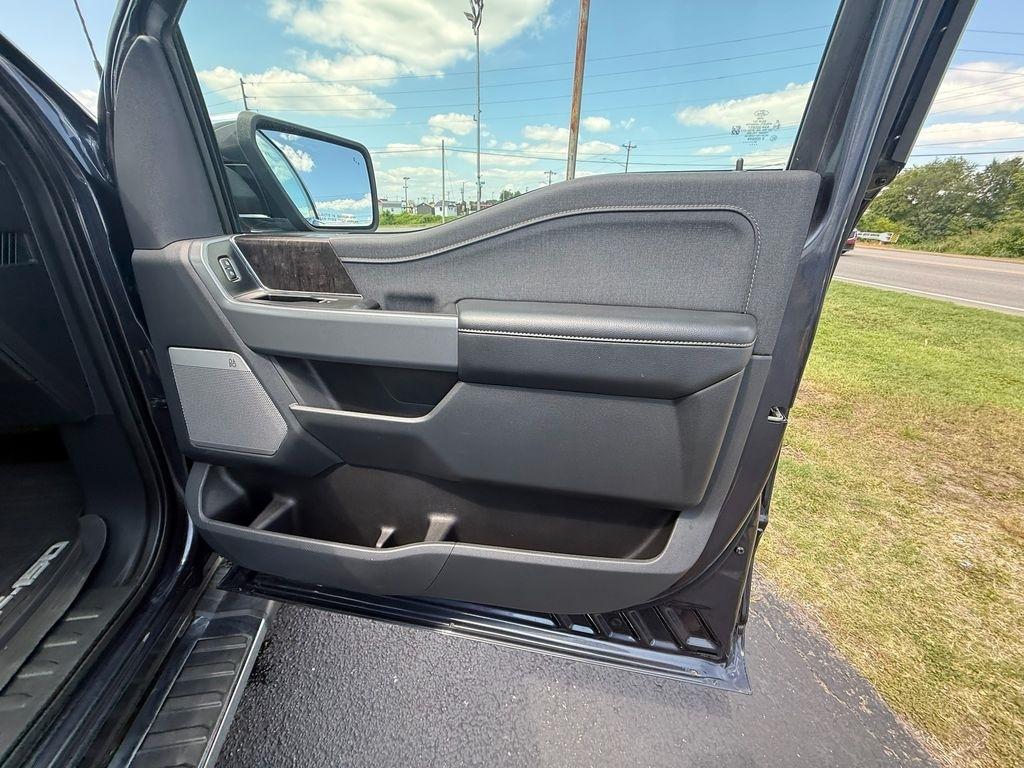 Ford F-150 Lariat SuperCrew 4WD 2021