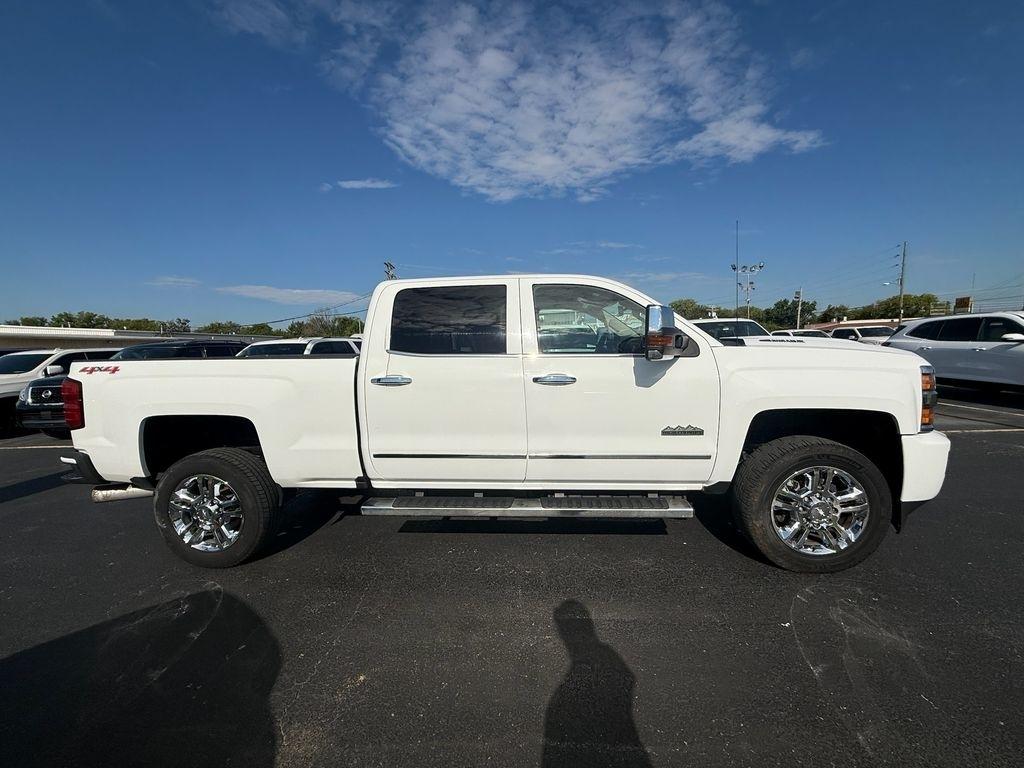 Chevrolet Silverado 2500HD LT Crew Cab 4WD 2017