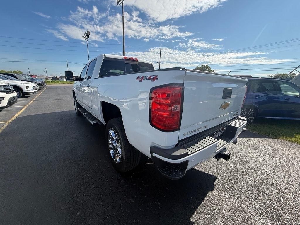 Chevrolet Silverado 2500HD LT Crew Cab 4WD 2017