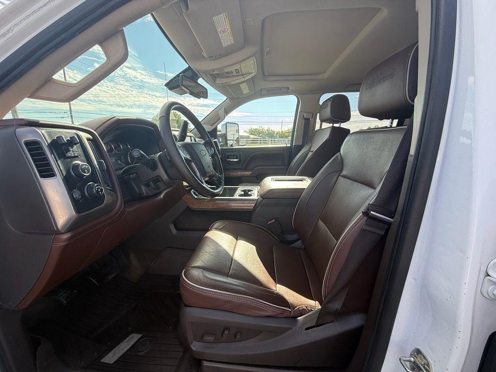 Chevrolet Silverado 2500HD LT Crew Cab 4WD 2017