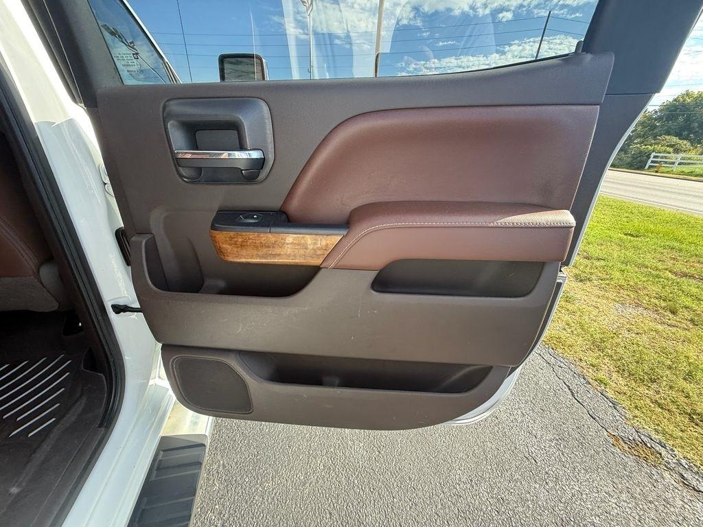 Chevrolet Silverado 2500HD LT Crew Cab 4WD 2017