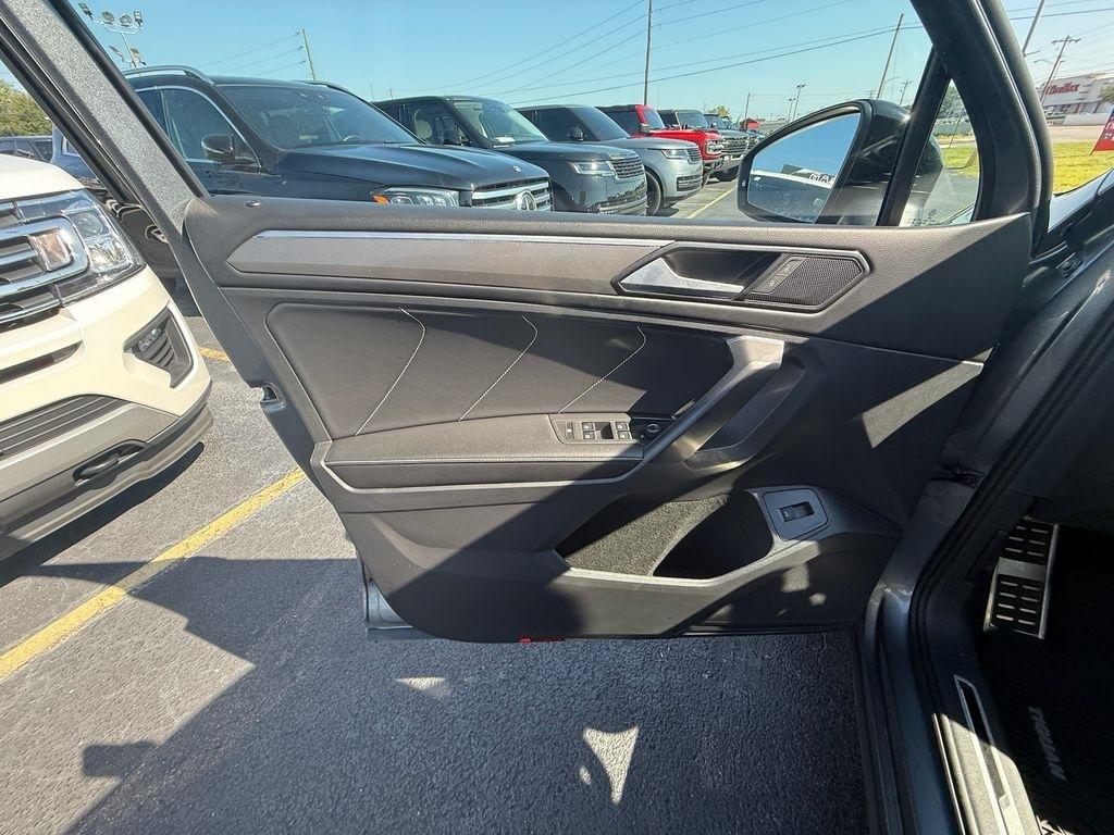 Volkswagen Tiguan SE R-Line Black 2023