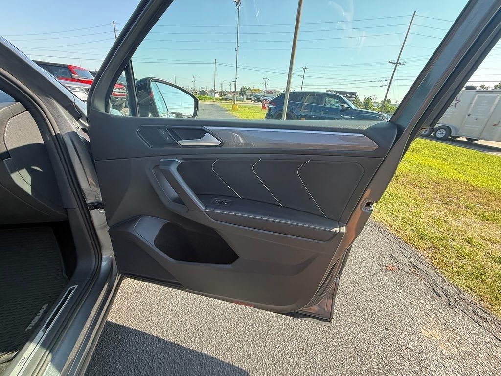 Volkswagen Tiguan SE R-Line Black 2023