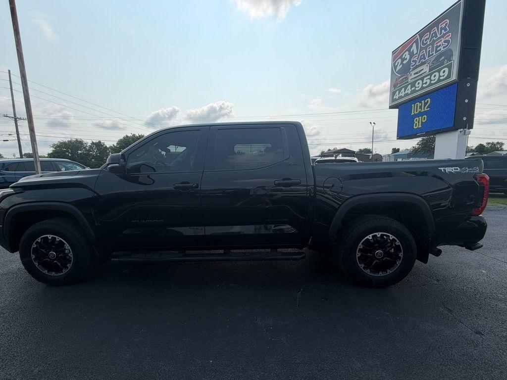 Toyota Tundra SR5 CrewMax 4WD 2023