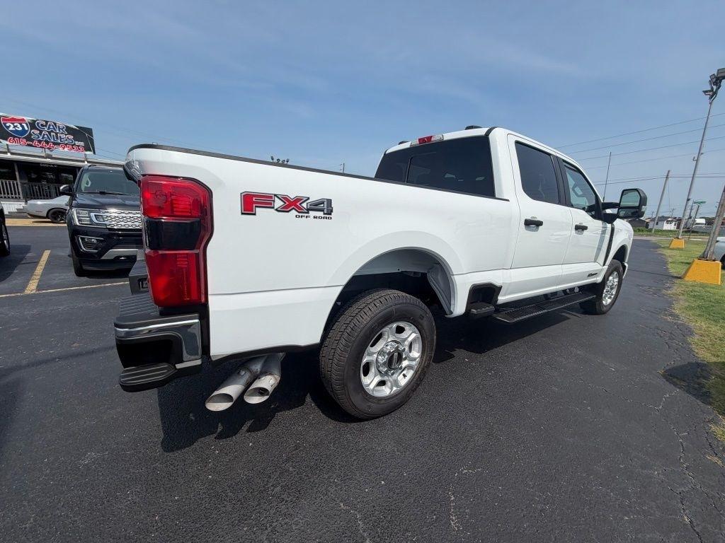 Ford F-250 SD XL Crew Cab 4WD 2023