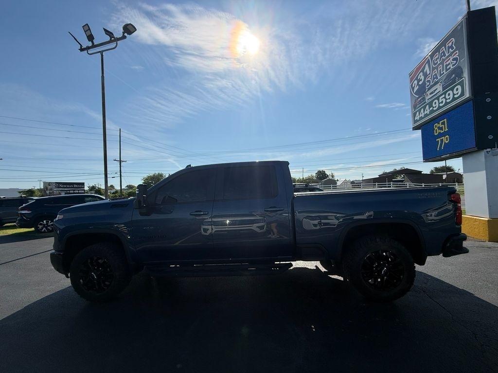 Chevrolet Silverado 2500HD LT Crew Cab Long Box 4WD 2025