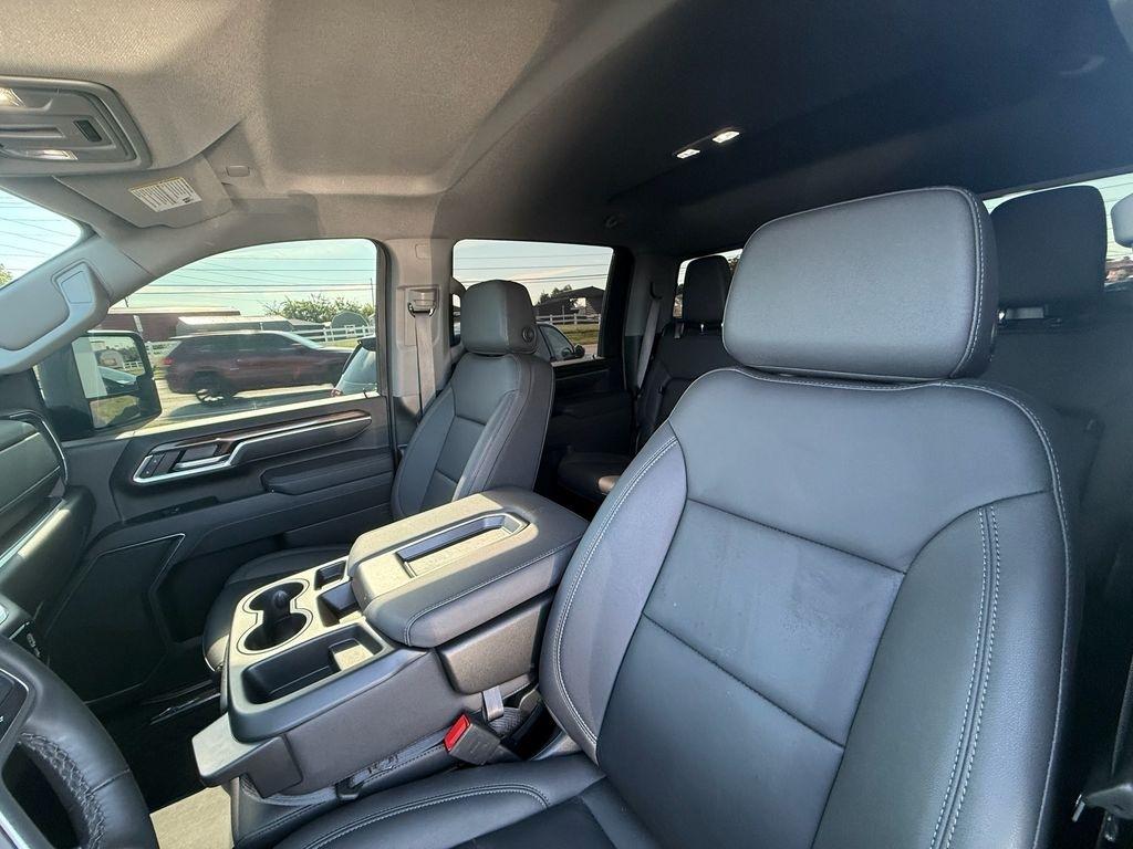 Chevrolet Silverado 2500HD LT Crew Cab Long Box 4WD 2025