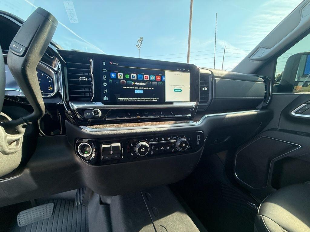 Chevrolet Silverado 2500HD LT Crew Cab Long Box 4WD 2025
