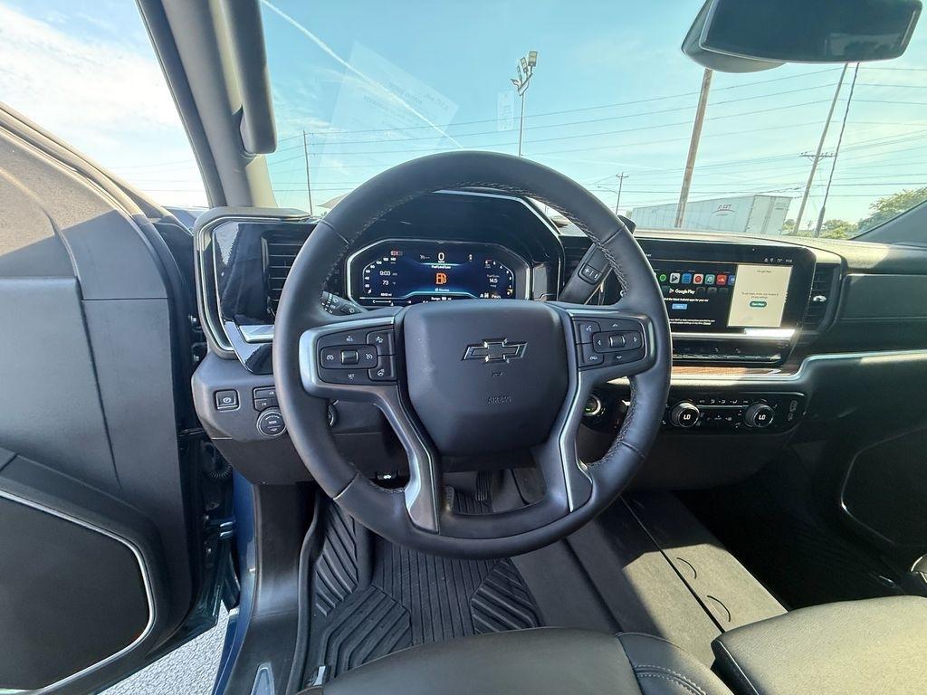 Chevrolet Silverado 2500HD LT Crew Cab Long Box 4WD 2025
