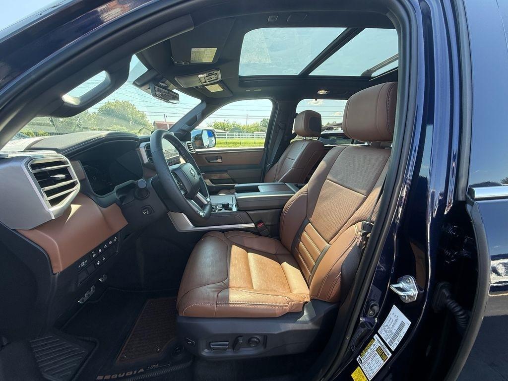Toyota Sequoia  2026