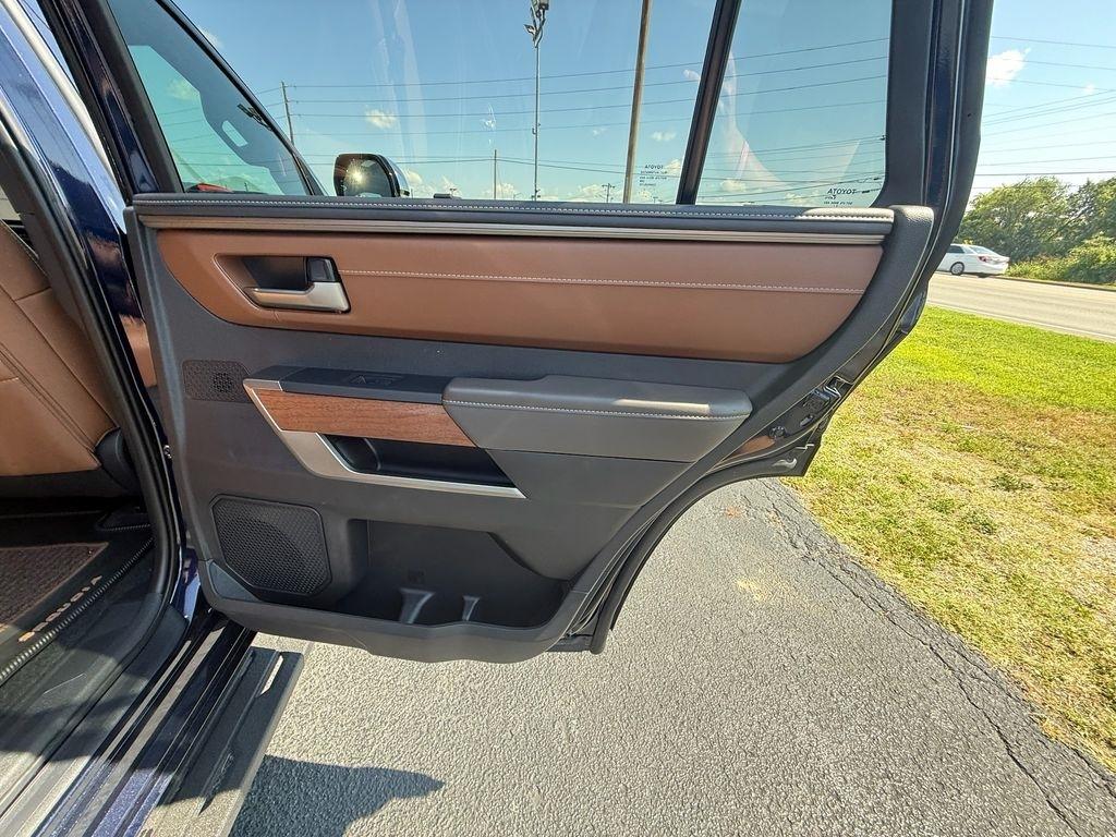 Toyota Sequoia  2026