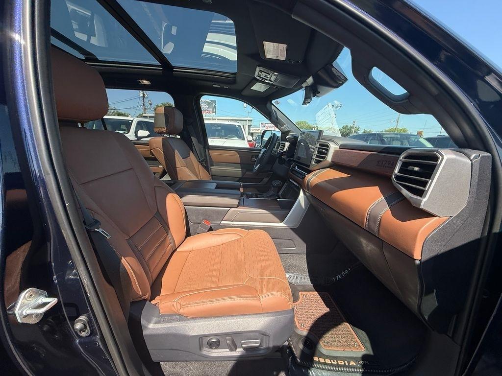 Toyota Sequoia  2026