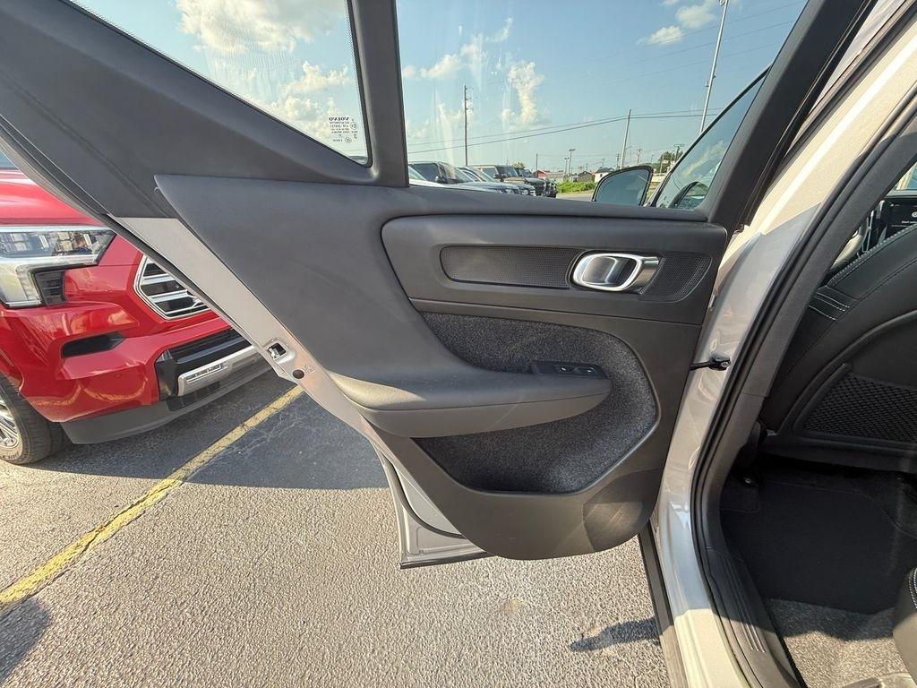 Volvo XC40 Recharge Plus 2023