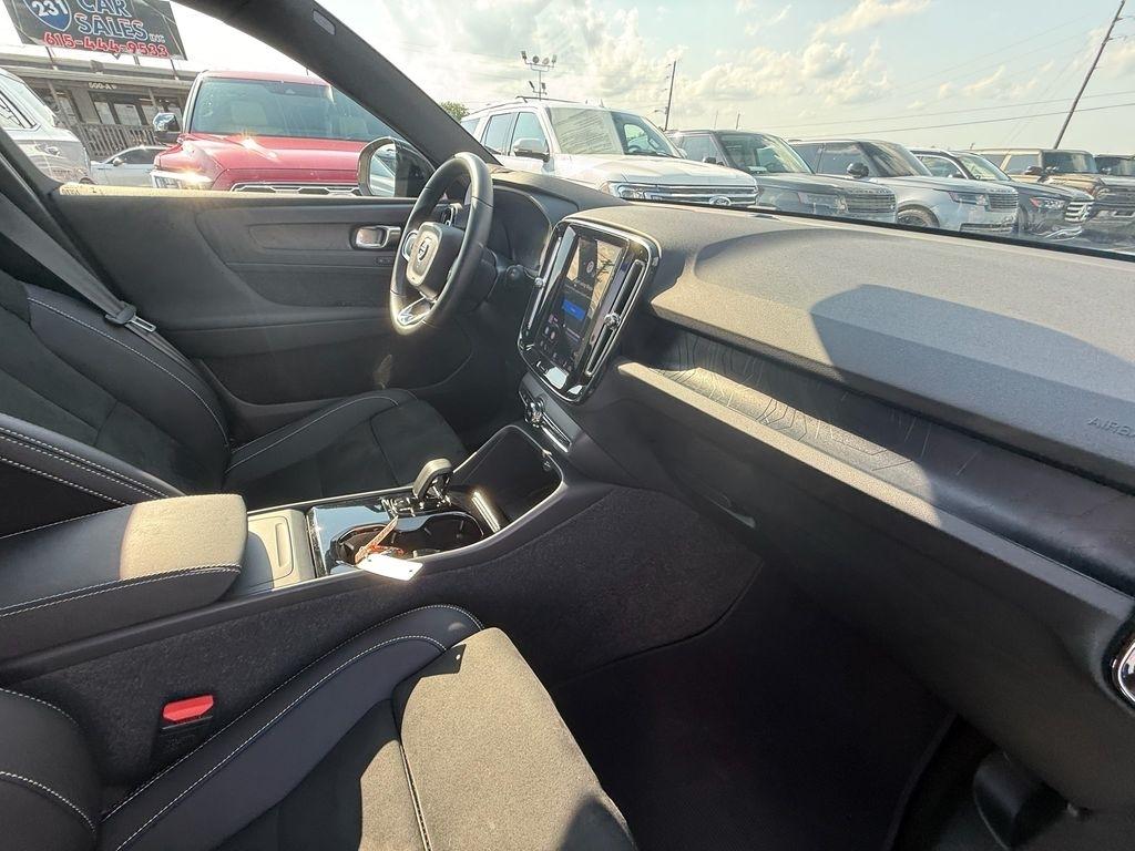 Volvo XC40 Recharge Plus 2023