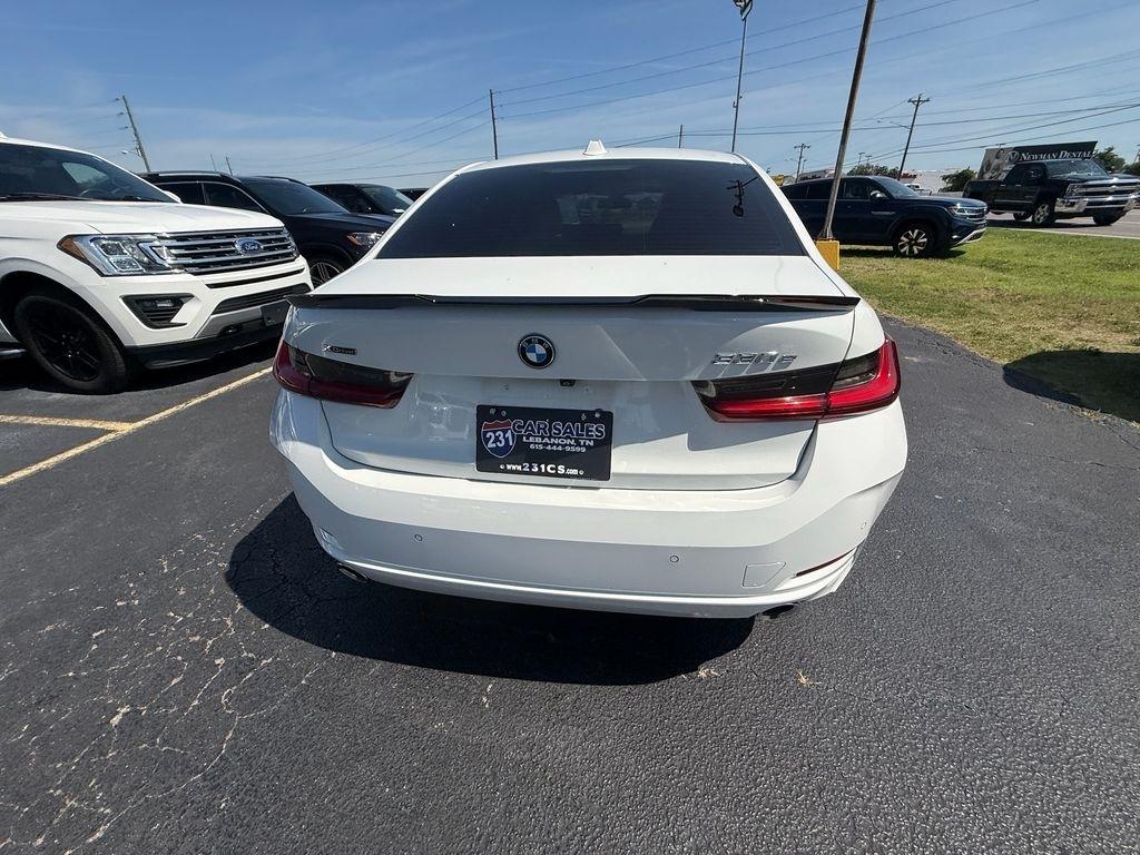 BMW 3-Series 330e xDrive 2023