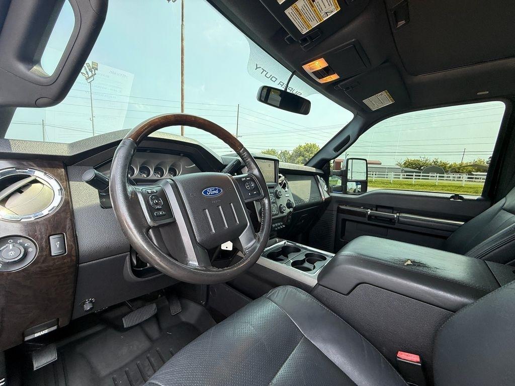 Ford F-350 SD Platinum Crew Cab 4WD 2016
