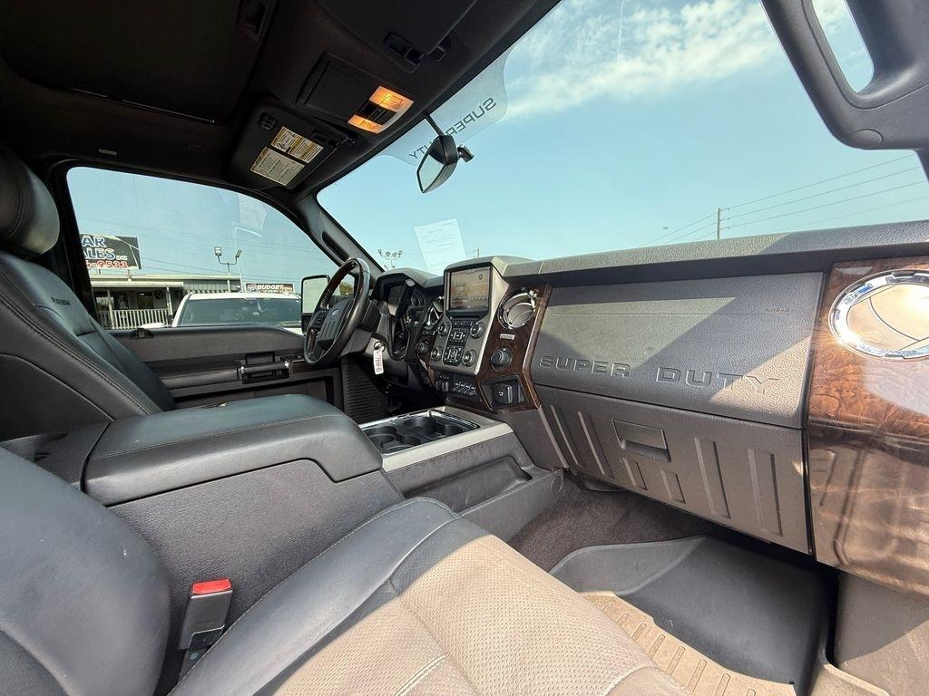 Ford F-350 SD Platinum Crew Cab 4WD 2016