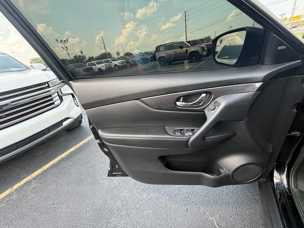 Nissan Rogue SV 2WD 2020