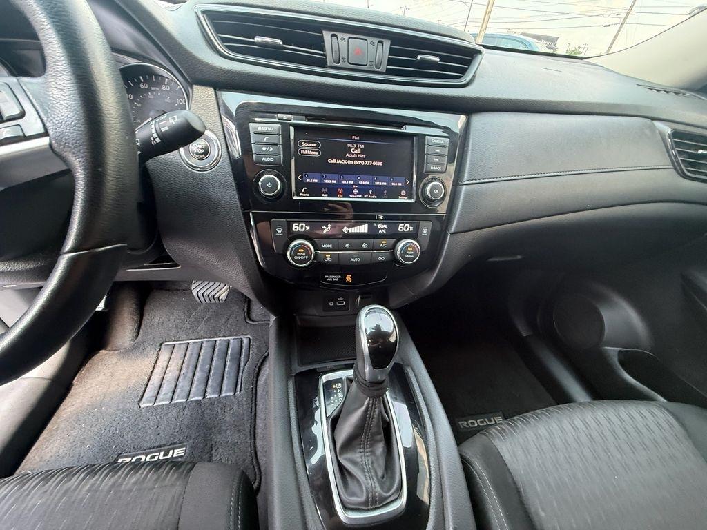Nissan Rogue SV 2WD 2020