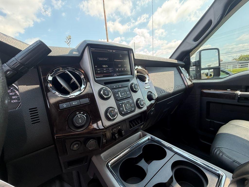 Ford F-250 SD King Ranch Crew Cab 4WD 2016
