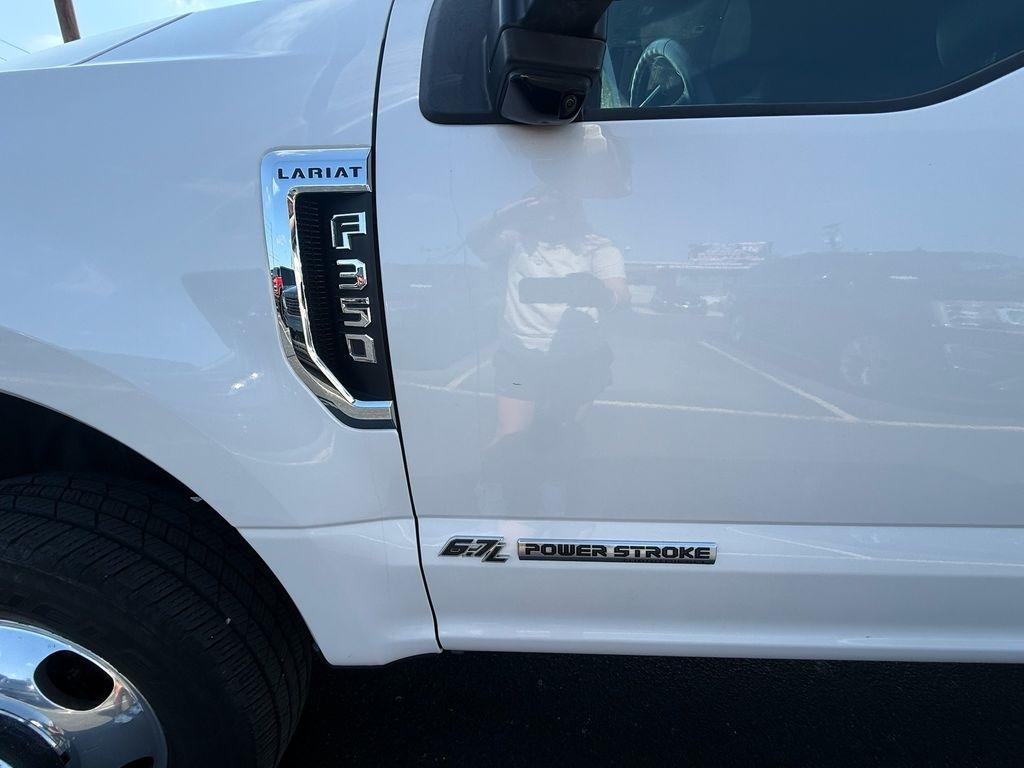 Ford F-350 SD Lariat Crew Cab DRW 4WD 2018