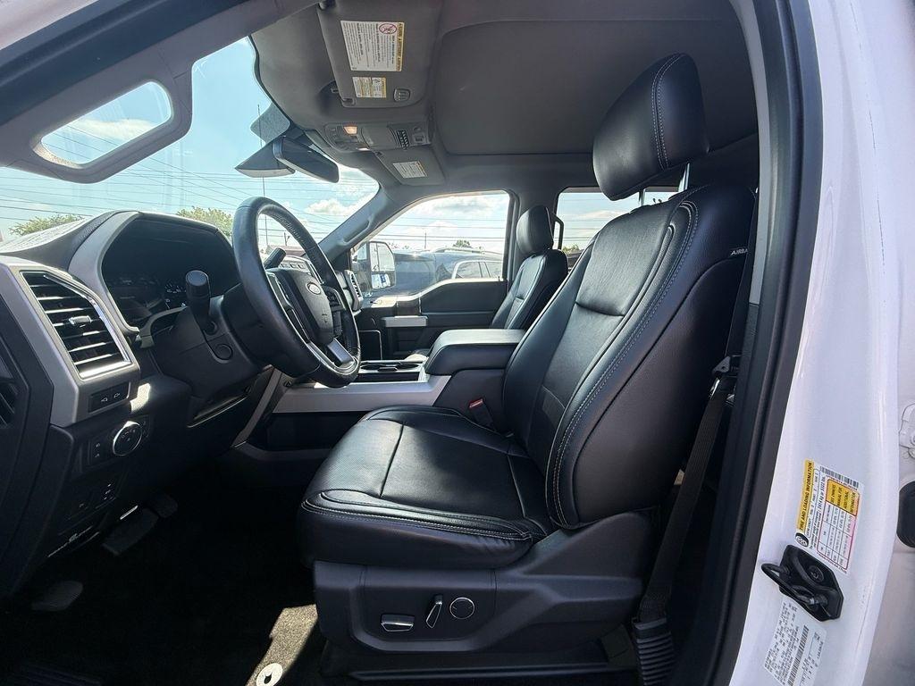Ford F-350 SD Lariat Crew Cab DRW 4WD 2018