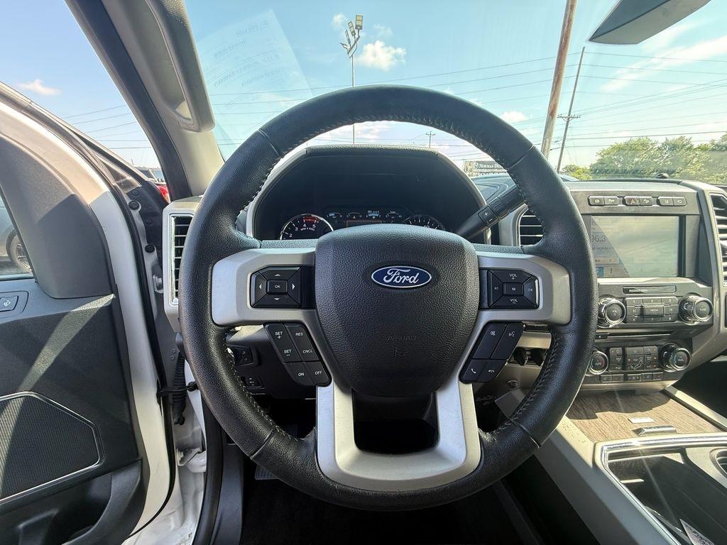 Ford F-350 SD Lariat Crew Cab DRW 4WD 2018
