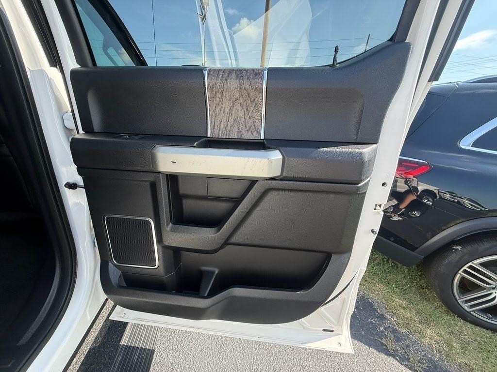 Ford F-350 SD Lariat Crew Cab DRW 4WD 2018