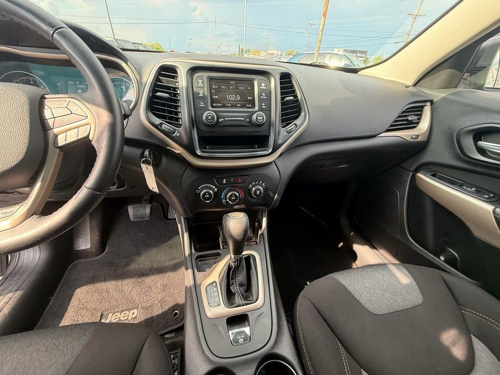 Jeep Cherokee Latitude FWD 2018