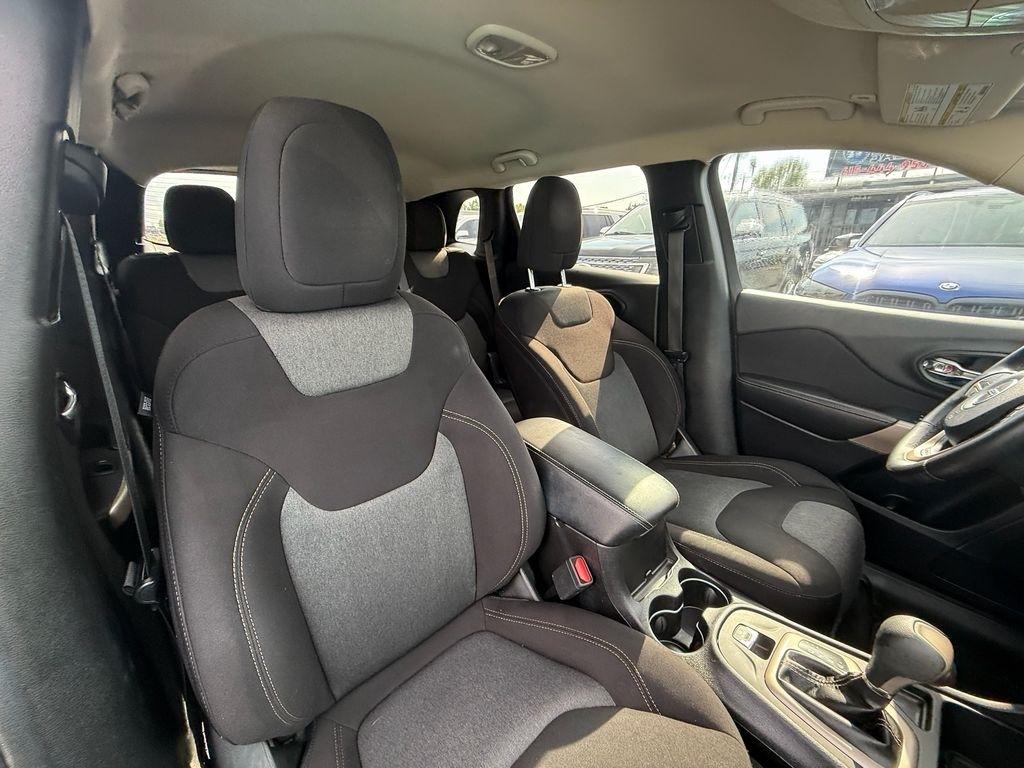 Jeep Cherokee Latitude FWD 2018