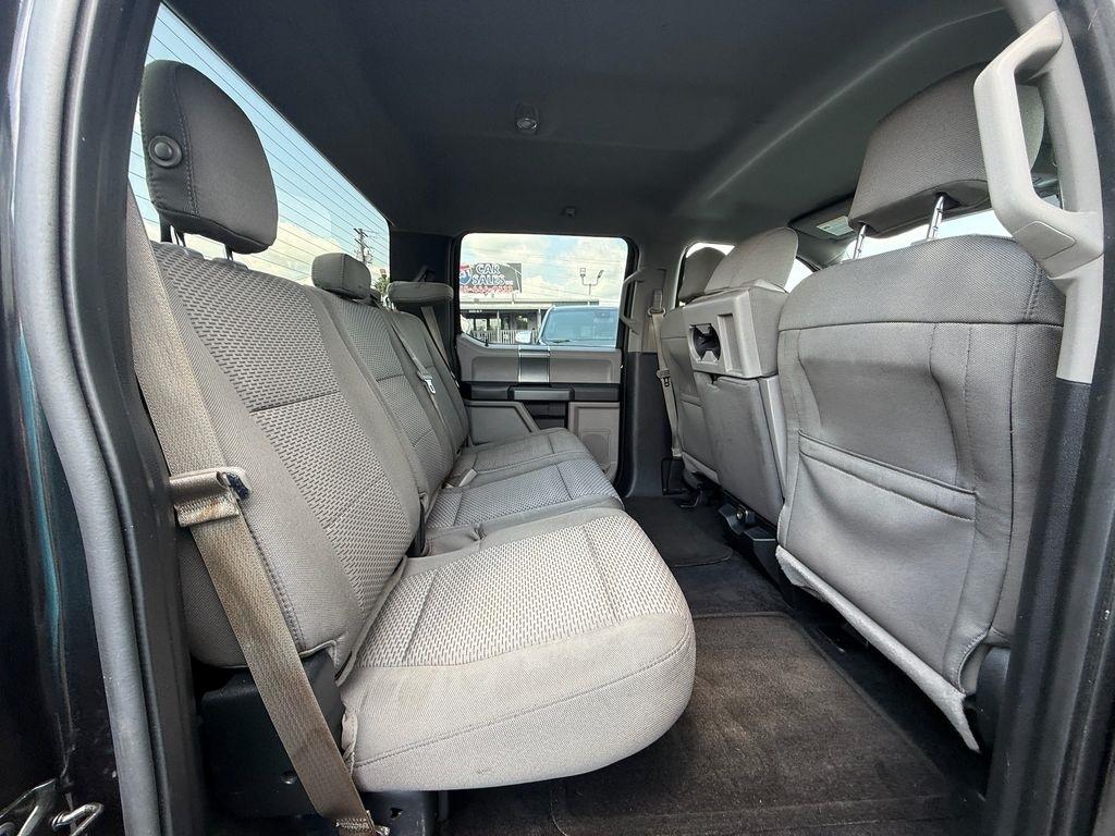 Ford F-150 XLT SuperCrew 4WD 2015