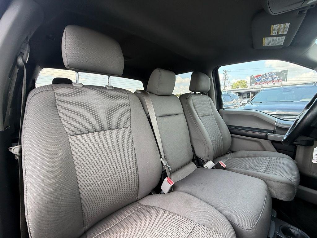 Ford F-150 XLT SuperCrew 4WD 2015