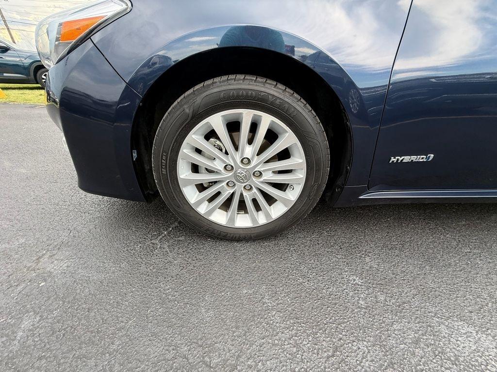 Toyota Avalon Hybrid XLE Touring 2014