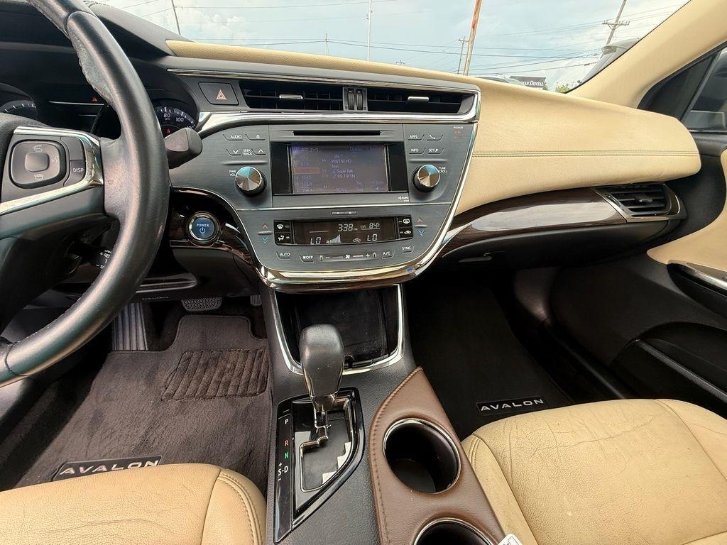 Toyota Avalon Hybrid XLE Touring 2014