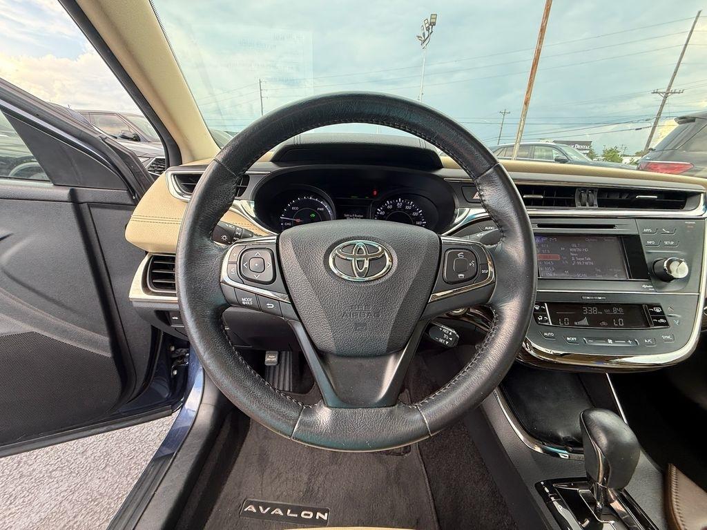 Toyota Avalon Hybrid XLE Touring 2014