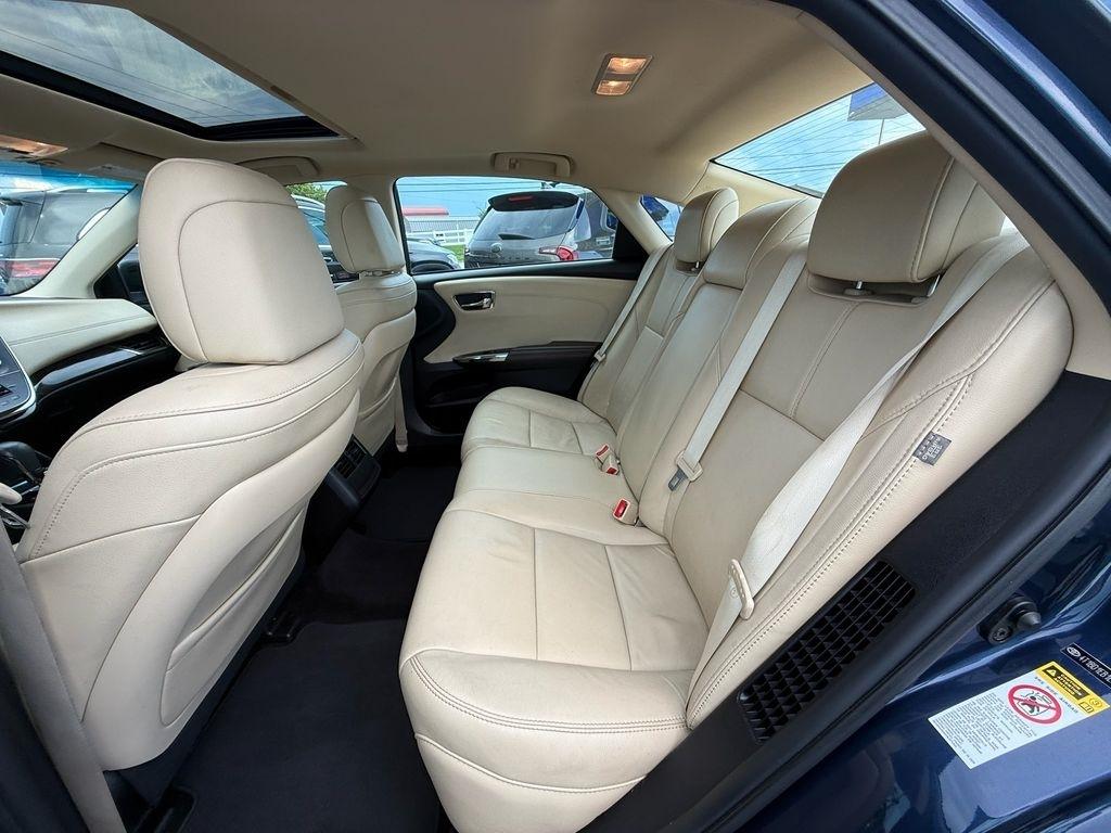 Toyota Avalon Hybrid XLE Touring 2014