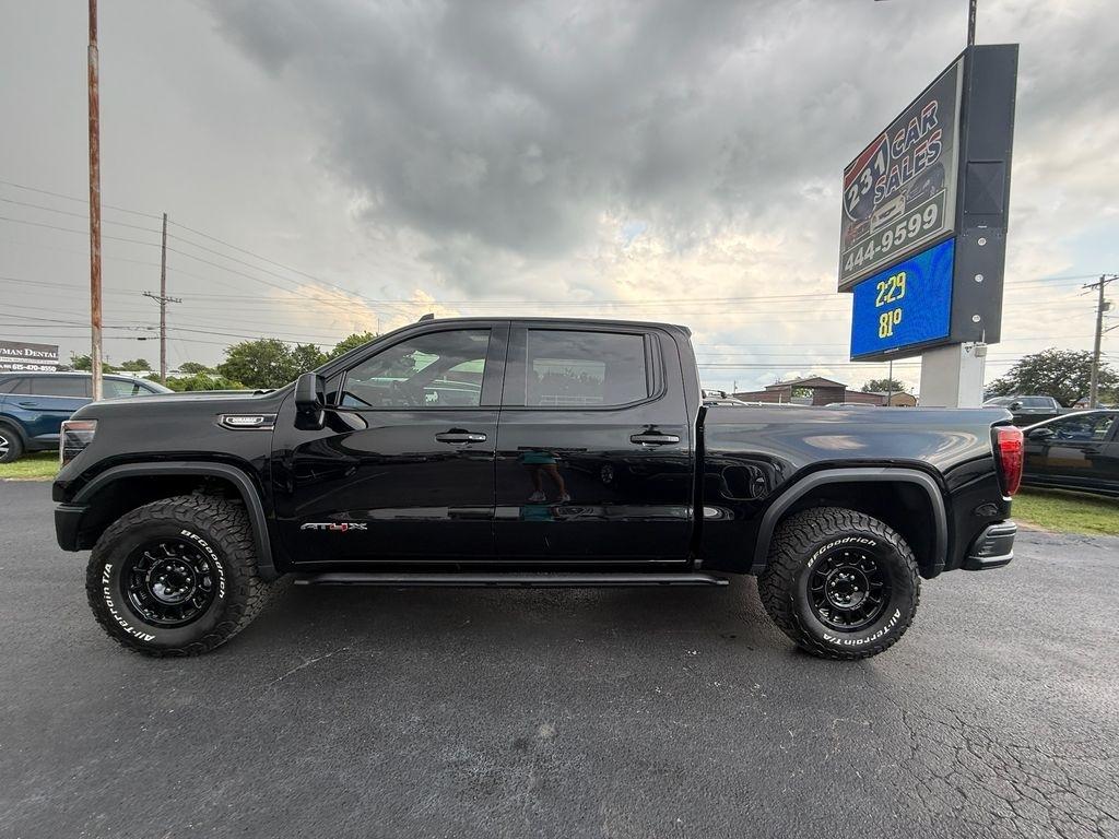 GMC Sierra 1500 AT4X Crew Cab 4WD 2026