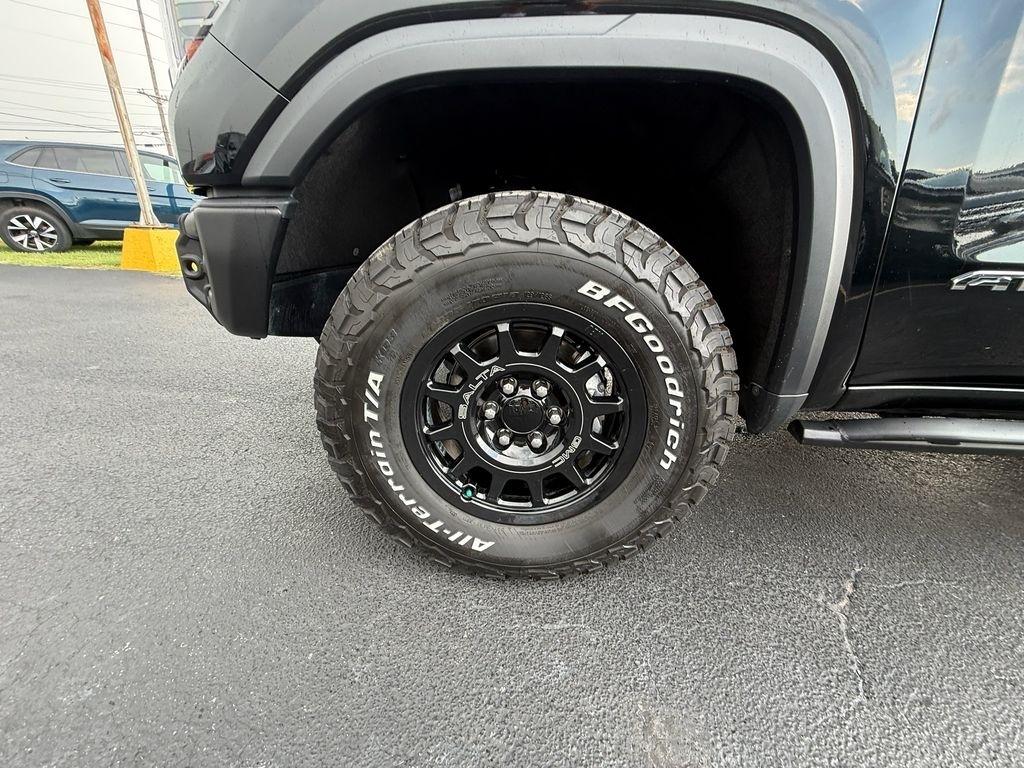 GMC Sierra 1500 AT4X Crew Cab 4WD 2026