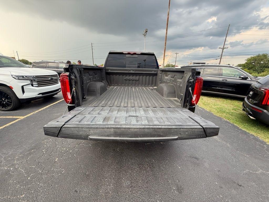GMC Sierra 1500 AT4 Crew Cab 4WD 2023