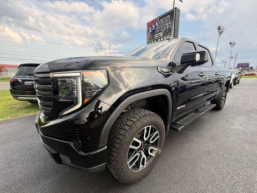 GMC Sierra 1500 AT4 Crew Cab 4WD 2023