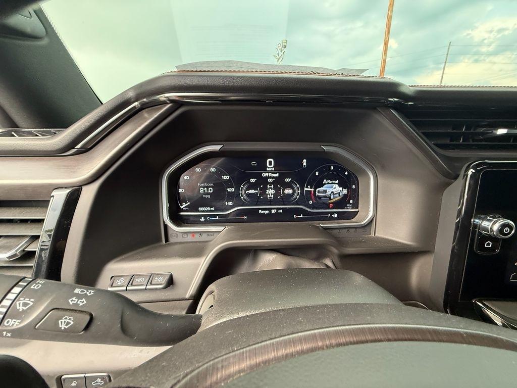 GMC Sierra 1500 AT4 Crew Cab 4WD 2023