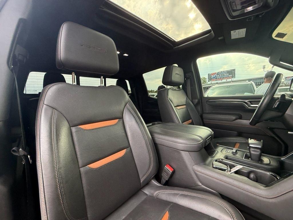 GMC Sierra 1500 AT4 Crew Cab 4WD 2023