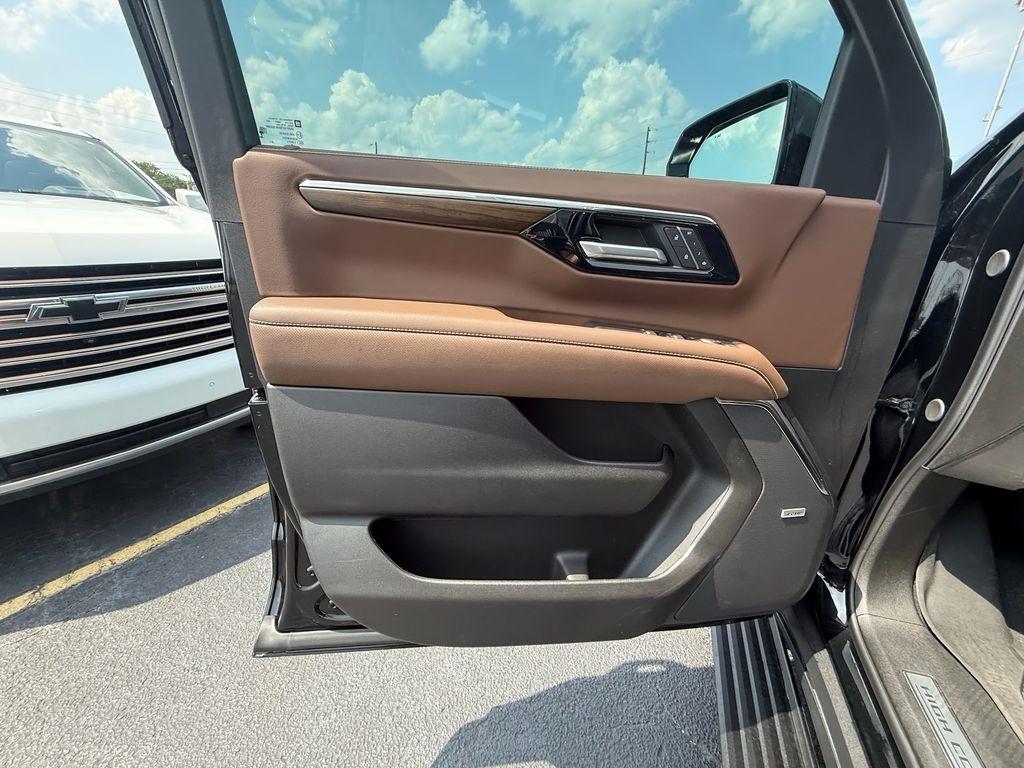 Chevrolet Tahoe High Country 4WD 2026