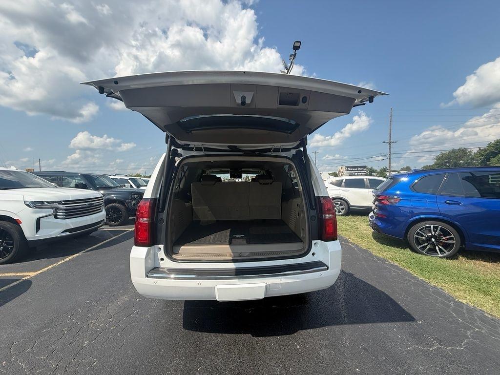 Chevrolet Suburban Premier 4WD 2017